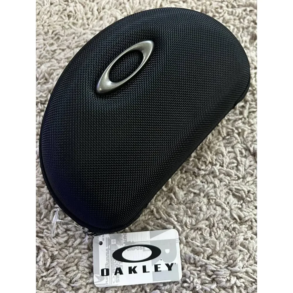 Oakley unisex adult Soft Vault Sunglass Case, Black/Radar Array,